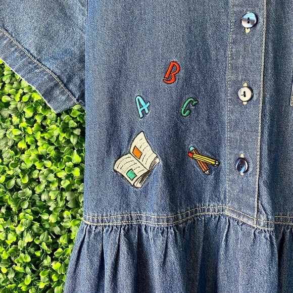 TEACHERS: I have the perfect back to school dress! - Picture 3 of 6
